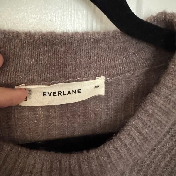 NWOT Everlane Alpaca Crewneck Sweater Taupe Melange XS - Picture 3 of 6